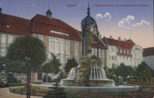 Oppeln : Friedrichsplatz mit Monumental-Brunnen