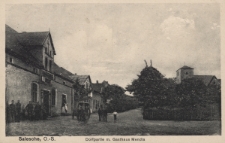 Salesche, O.-S. : Dorfpartie mit Gasthaus Mendla