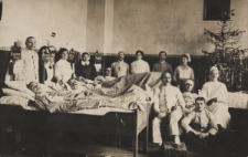 [Opole] : [Ranni żołnierze w szpitalu wojskowym]