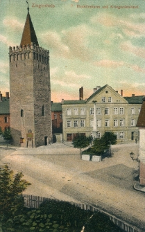 Ziegenhals : Hussitenturm und Kriegerdenkmal